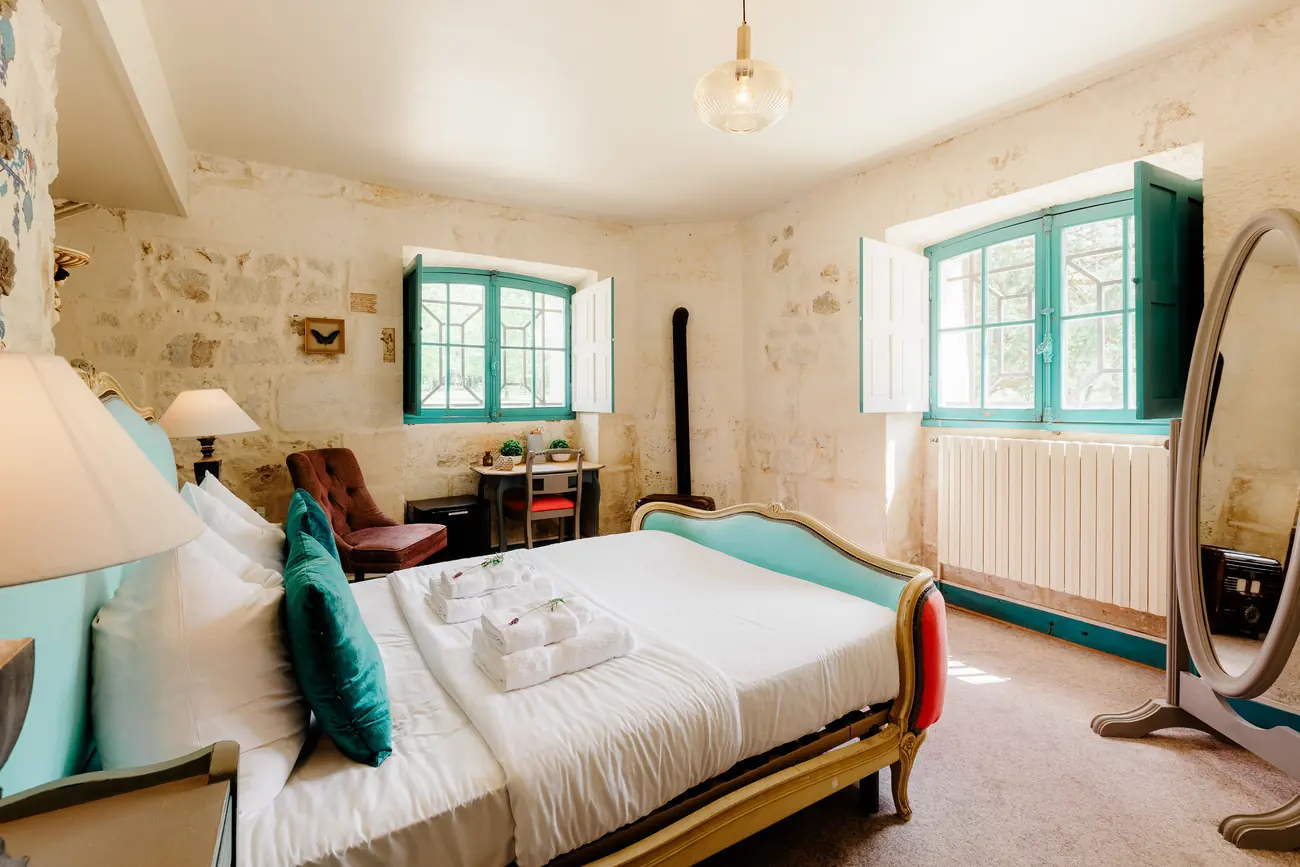 Room 34, Pissaro