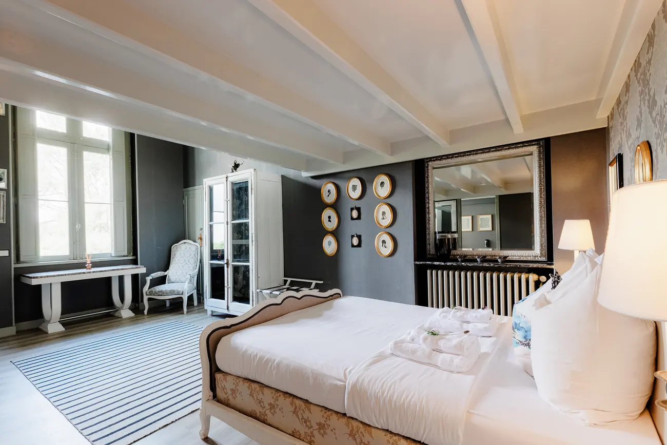 Room 40, Sophia