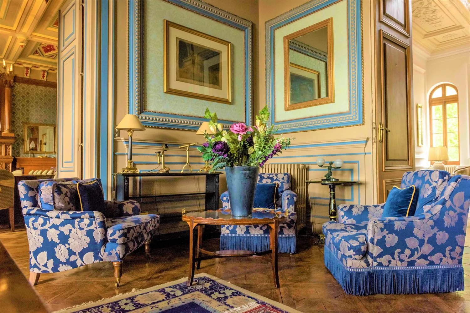 The blue salon